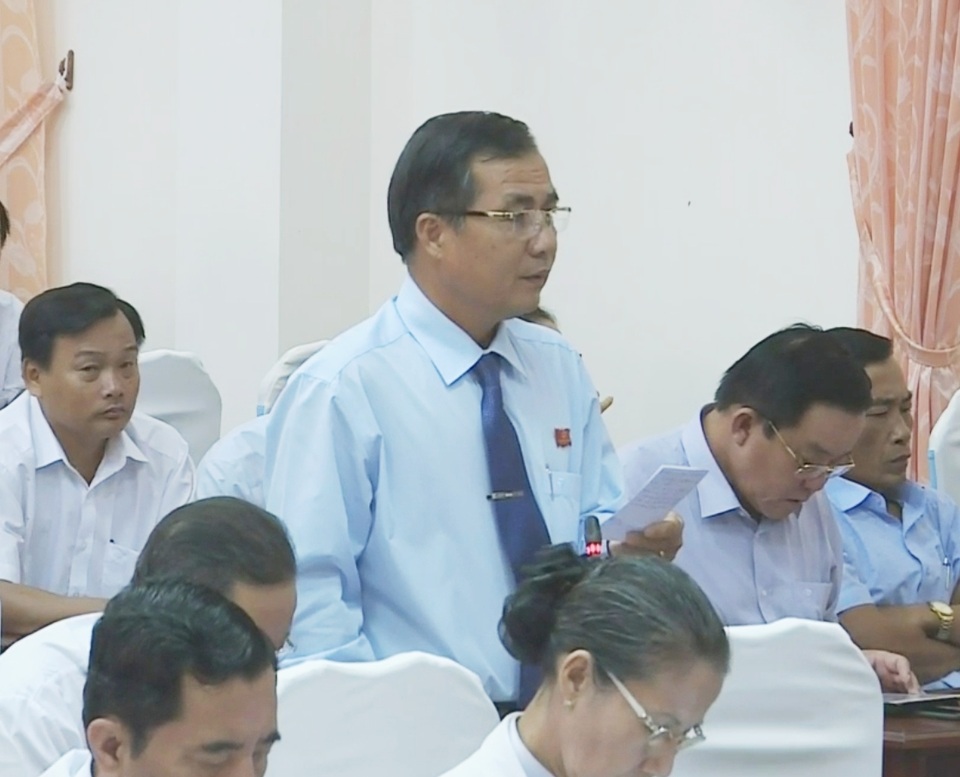 Cà Mau: Đại biểu chất vấn nhiều vấn đề nổi cộm về y tế - 2 Cà Mau: Đại biểu chất vấn nhiều vấn đề nổi cộm về y tế - 2