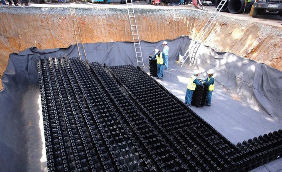 Chuyên gia y tế nói gì về giải pháp “cái lu chống ngập”? - 2