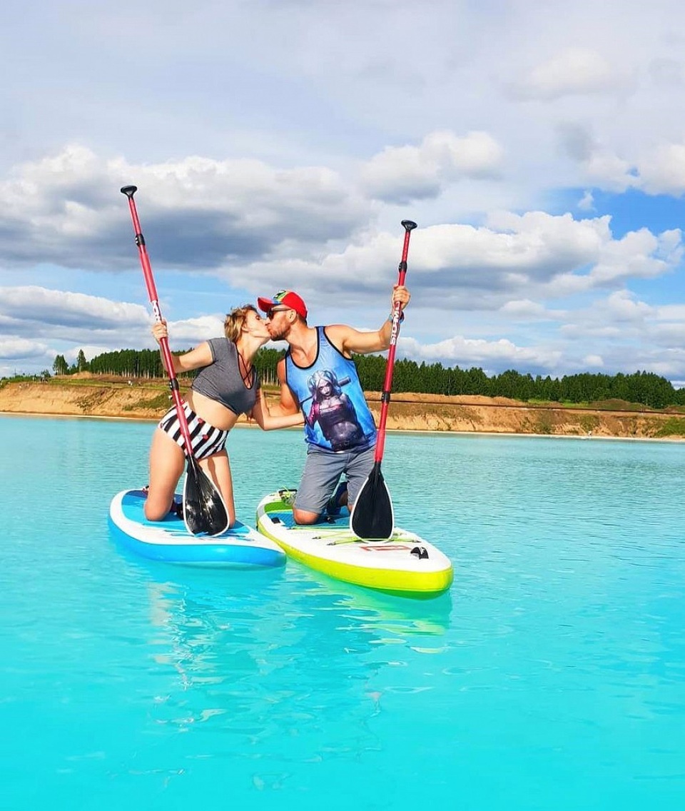 Gái xinh “phát cuồng” với hồ nước xanh lam ngọc ảo diệu nhưng chứa đầy chất độc - 6 Gái xinh “phát cuồng” với hồ nước xanh lam ngọc ảo diệu nhưng chứa đầy chất độc - 6