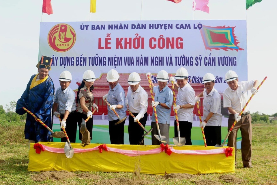 Xây dựng đền tưởng niệm vua Hàm Nghi và tướng sĩ Cần Vương tại Quảng Trị - 1 Xây dựng đền tưởng niệm vua Hàm Nghi và tướng sĩ Cần Vương tại Quảng Trị - 1