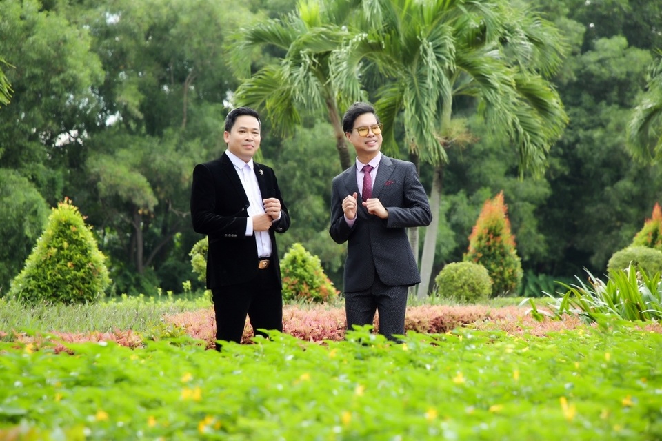 Michael Lang tri ân thầy Ngọc Sơn - 2