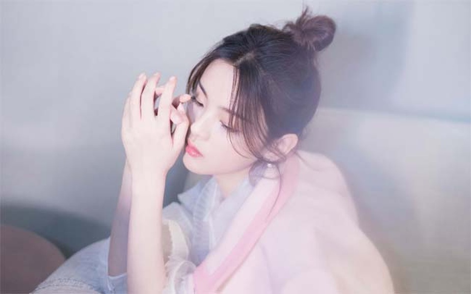Thôn nữ 21 tuổi bị phản ứng dữ dội khi giữ danh hiệu cô gái đẹp nhất Trung Quốc - 11 Thôn nữ 21 tuổi bị phản ứng dữ dội khi giữ danh hiệu cô gái đẹp nhất Trung Quốc - 11