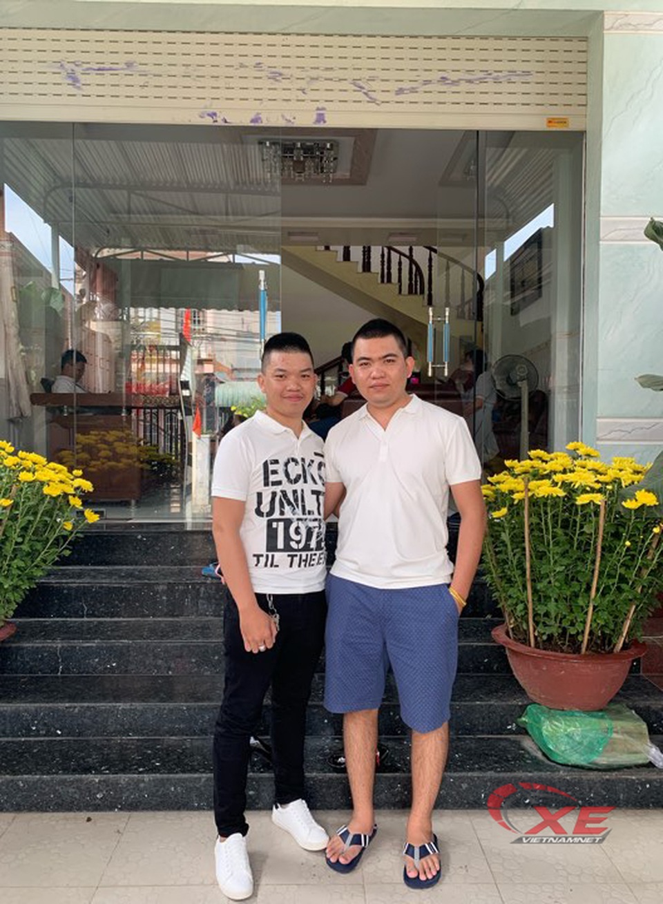 Chàng trai 9x chi hàng tỷ đồng săn đủ 9 chiếc xe biển ngũ quý - 2 Chàng trai 9x chi hàng tỷ đồng săn đủ 9 chiếc xe biển ngũ quý - 2