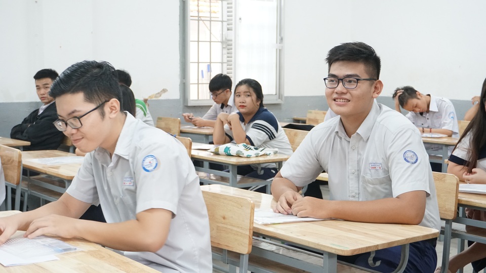 Phổ điểm thi THPT quốc gia 2019 đủ “đẹp” để các trường ĐH xét tuyển - 1 Phổ điểm thi THPT quốc gia 2019 đủ “đẹp” để các trường ĐH xét tuyển - 1