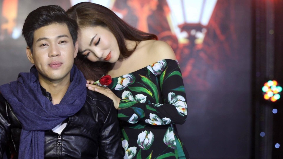 “Bản sao Đan Nguyên” Quang Nghị: 7 năm áp lực ăn bám, chịu nhục hát rong mưu sinh - 2 “Bản sao Đan Nguyên” Quang Nghị: 7 năm áp lực ăn bám, chịu nhục hát rong mưu sinh - 2
