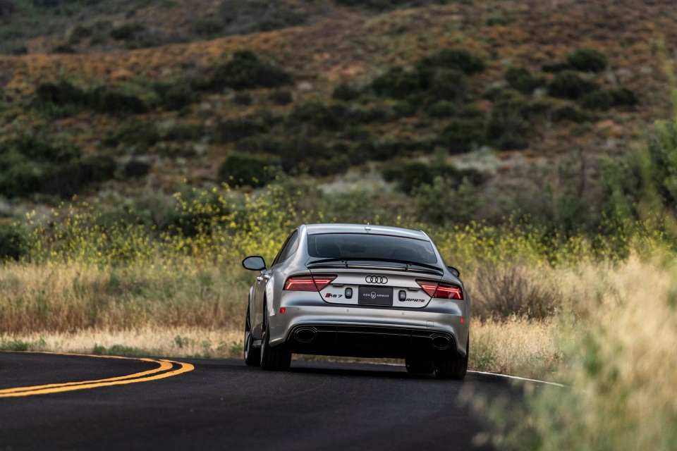 Biến Audi RS7 Sportback thành xe bọc thép nhanh nhất thế giới - 8 Biến Audi RS7 Sportback thành xe bọc thép nhanh nhất thế giới - 8