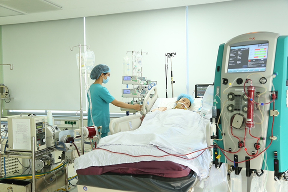 Xót xa cảnh mẹ nghèo mong hiến tính mạng để cứu con gái nhập viện bất thường - 1 Xót xa cảnh mẹ nghèo mong hiến tính mạng để cứu con gái nhập viện bất thường - 1