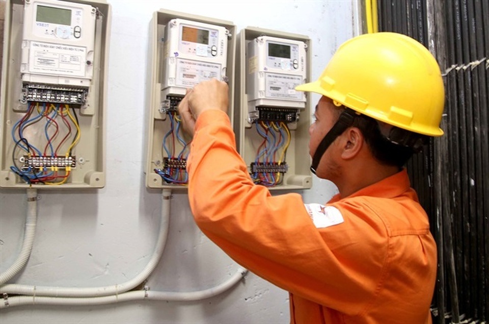 Nhiệt độ ngoài trời tại Thủ đô “tỷ lệ thuận” với hóa đơn tiền điện - 3 Nhiệt độ ngoài trời tại Thủ đô “tỷ lệ thuận” với hóa đơn tiền điện - 3