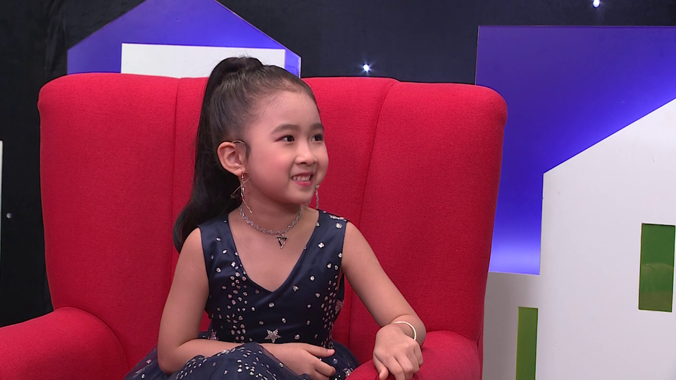 MC Cát Tường tiết lộ vì thất vọng hôn nhân “bỏ bê” con gái khi chào đời - 3 MC Cát Tường tiết lộ vì thất vọng hôn nhân “bỏ bê” con gái khi chào đời - 3