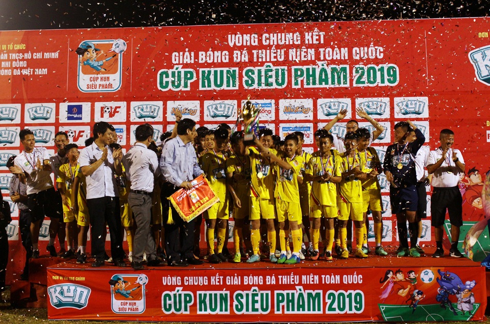 U13 SL Nghệ An lên ngôi vô địch giải bóng đá Thiếu niên toàn quốc - 1 U13 SL Nghệ An lên ngôi vô địch giải bóng đá Thiếu niên toàn quốc - 1