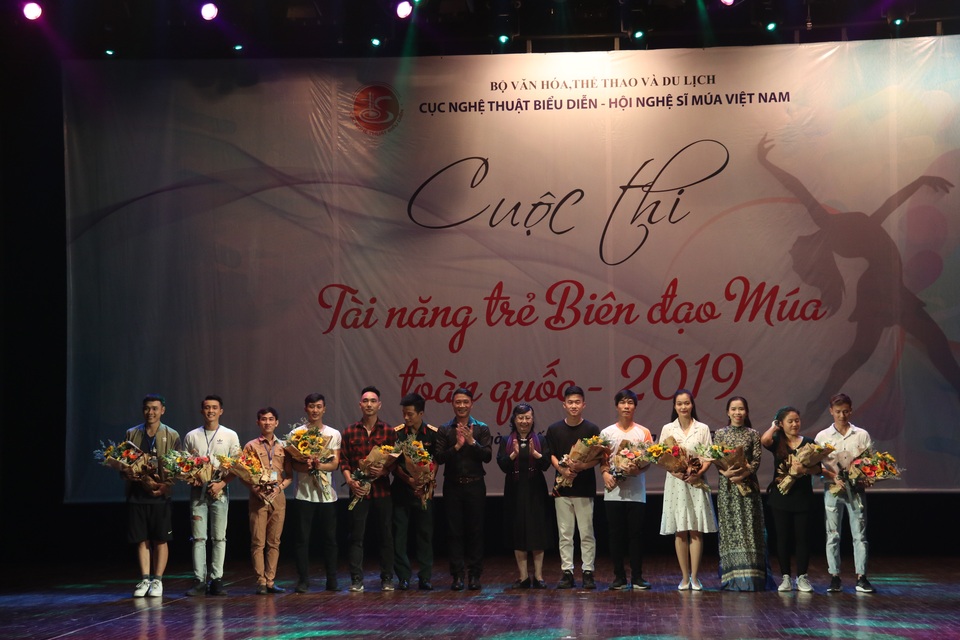 Khai mạc cuộc thi Tài năng trẻ Biên đạo múa toàn quốc 2019 - 2 Khai mạc cuộc thi Tài năng trẻ Biên đạo múa toàn quốc 2019 - 2