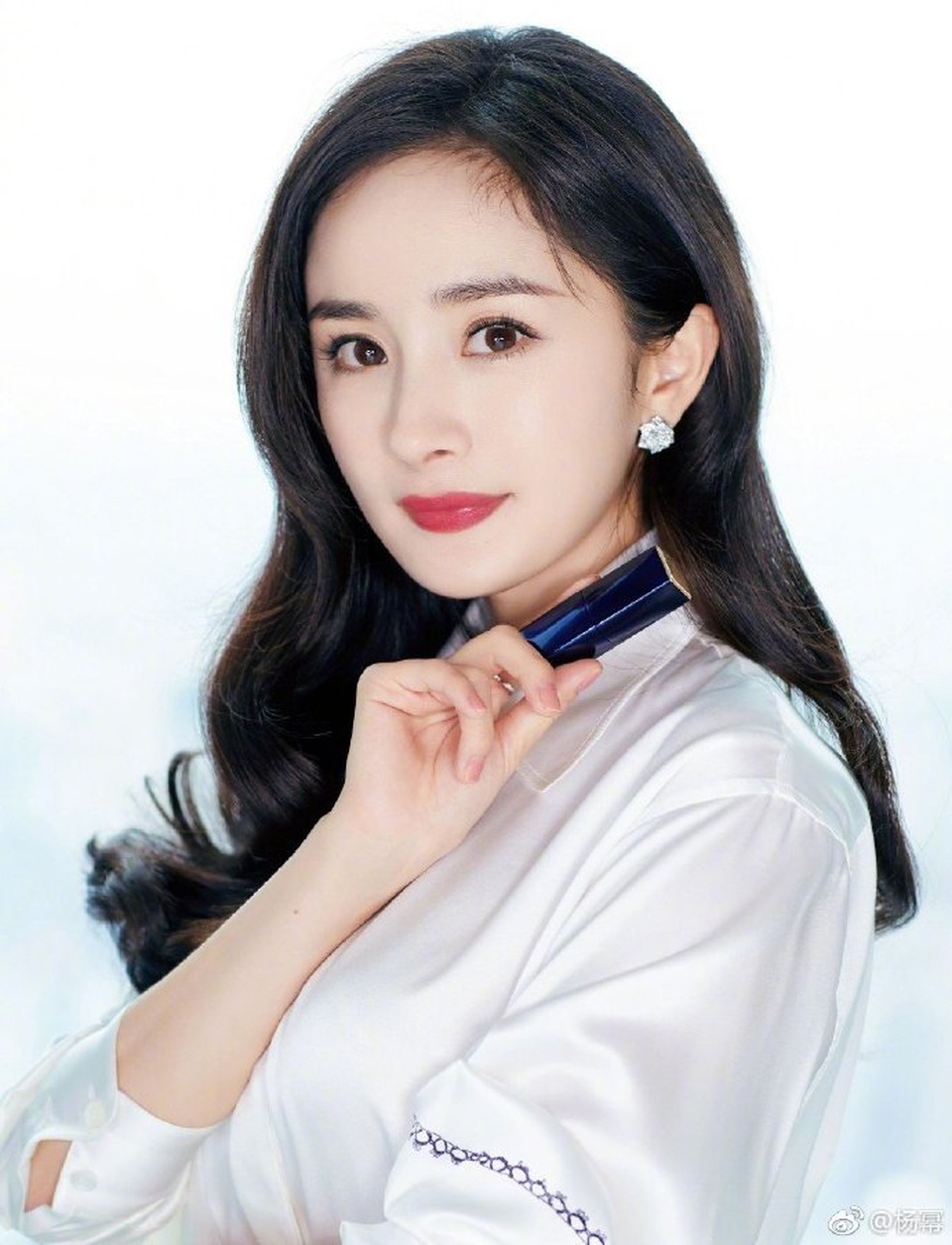 Dương Mịch khoe vòng eo “cực phẩm” - 6 Dương Mịch khoe vòng eo “cực phẩm” - 6