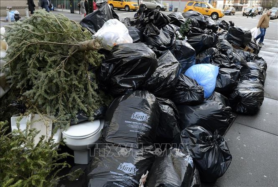 Mỹ là quốc gia thải nhiều rác nhất thế giới - 1