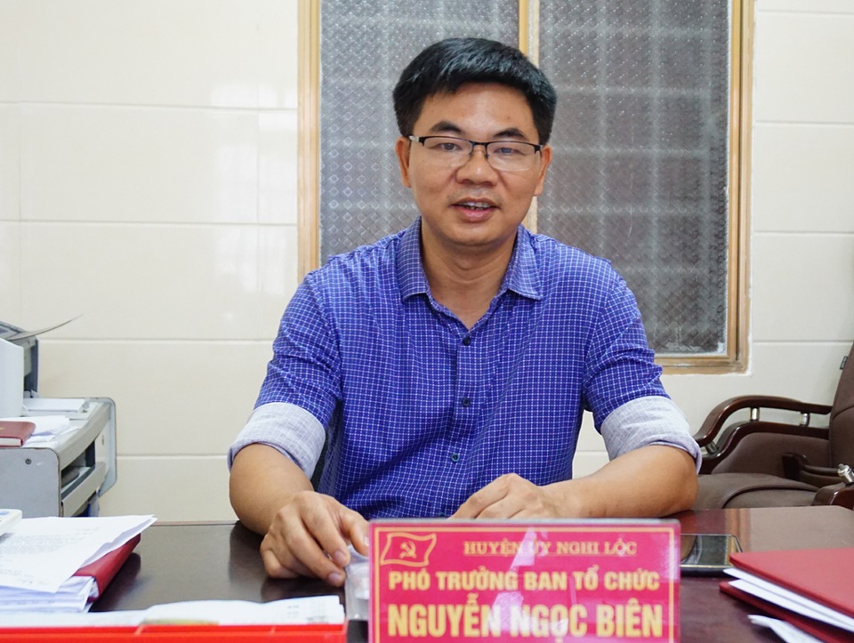 Bài 3: So bó đũa, chọn cột cờ - 6 Bài 3: So bó đũa, chọn cột cờ - 6