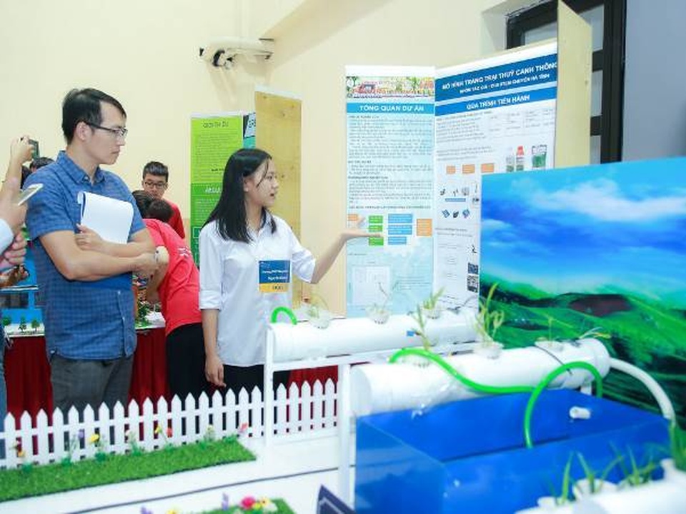 Hàng ngàn bạn trẻ yêu công nghệ háo hức với ngày hội STEME - 8 Hàng ngàn bạn trẻ yêu công nghệ háo hức với ngày hội STEME - 8