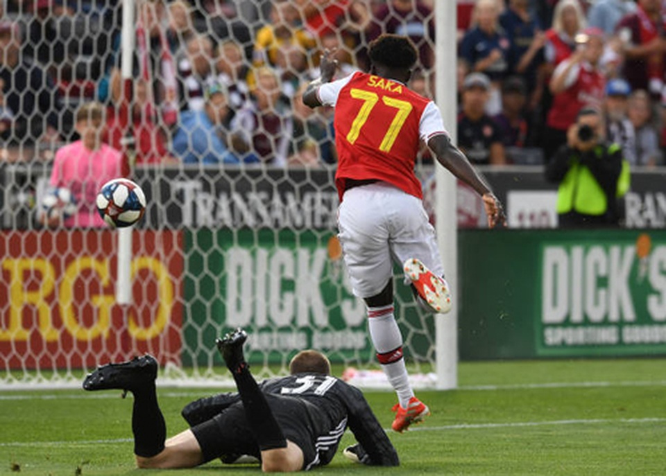 Tân binh lập công, Arsenal giành chiến thắng đầu tiên ở tour du đấu - 1 Tân binh lập công, Arsenal giành chiến thắng đầu tiên ở tour du đấu - 1