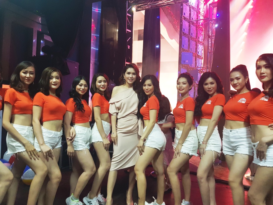 Minh Tiệp đồng hành cùng thí sinh Miss World Việt Nam - 1 Minh Tiệp đồng hành cùng thí sinh Miss World Việt Nam - 1