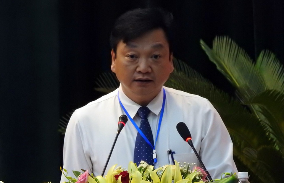 Chủ tịch HĐND tỉnh truy Giám đốc Sở Tài nguyên và Môi trường về giá cát xây dựng - 2 Chủ tịch HĐND tỉnh truy Giám đốc Sở Tài nguyên và Môi trường về giá cát xây dựng - 2