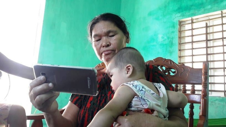Tìm cách đưa người phụ nữ lưu lạc 24 năm bên Trung Quốc về Việt Nam - 3 Tìm cách đưa người phụ nữ lưu lạc 24 năm bên Trung Quốc về Việt Nam - 3