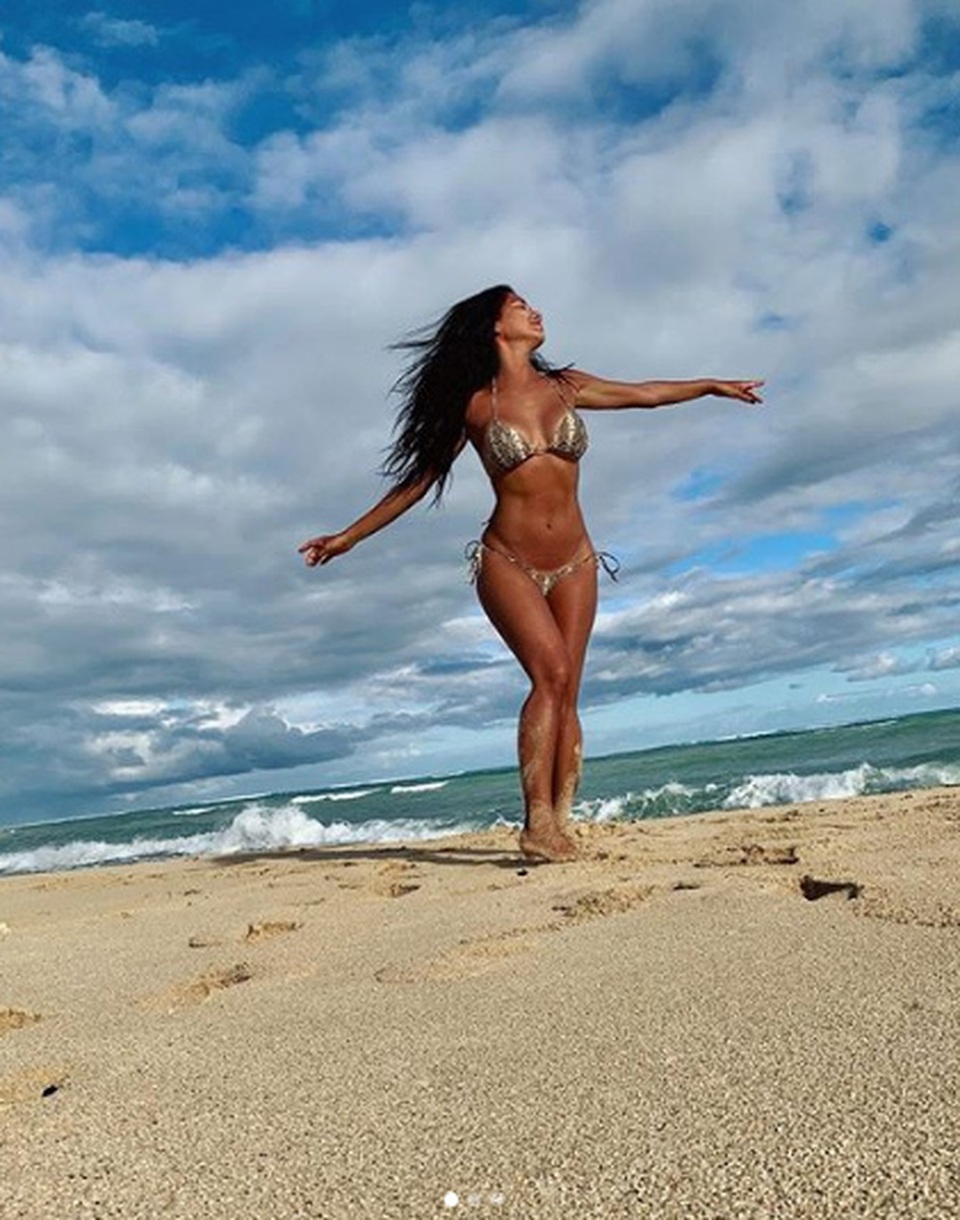 Nicole Scherzinger bốc lửa trong bộ ảnh mới - 8 Nicole Scherzinger bốc lửa trong bộ ảnh mới - 8