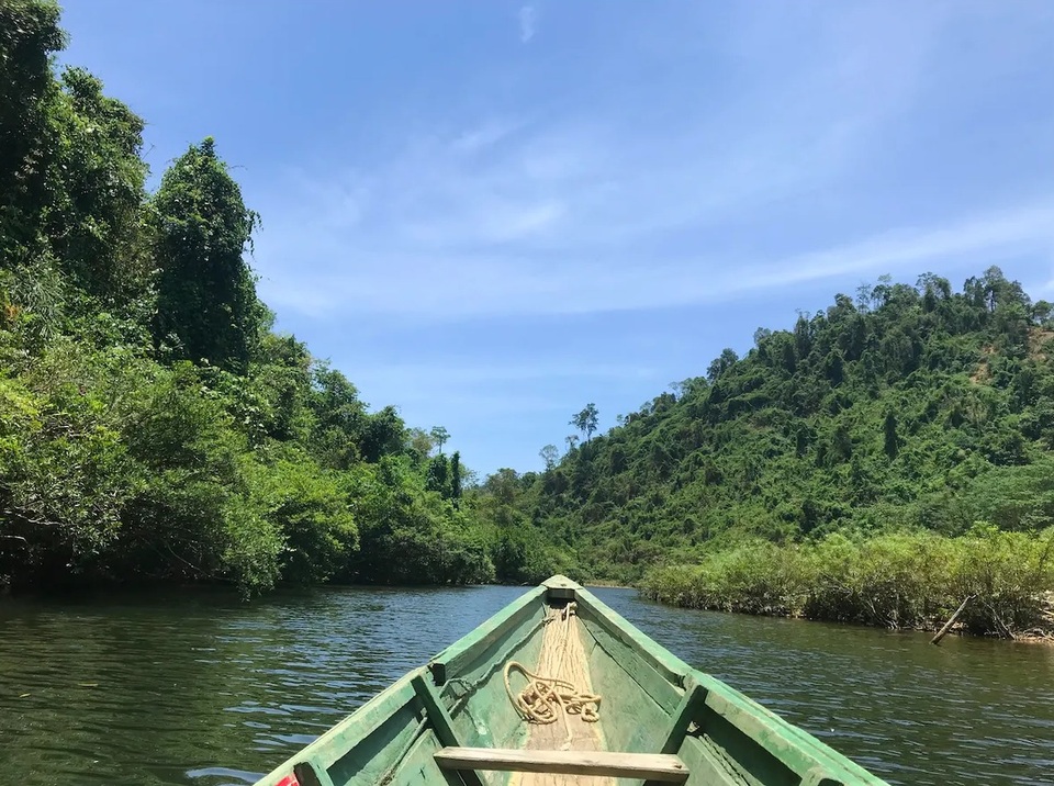 Ngược dòng con sông đánh lừa mắt người nhìn - 3 Ngược dòng con sông đánh lừa mắt người nhìn - 3