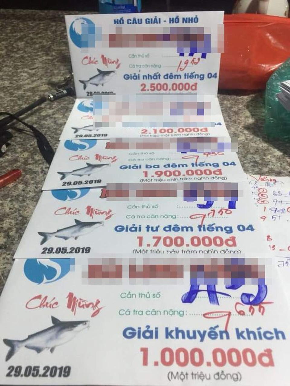 Canh bạc trăm triệu núp bóng câu cá giải trí - 3 Canh bạc trăm triệu núp bóng câu cá giải trí - 3