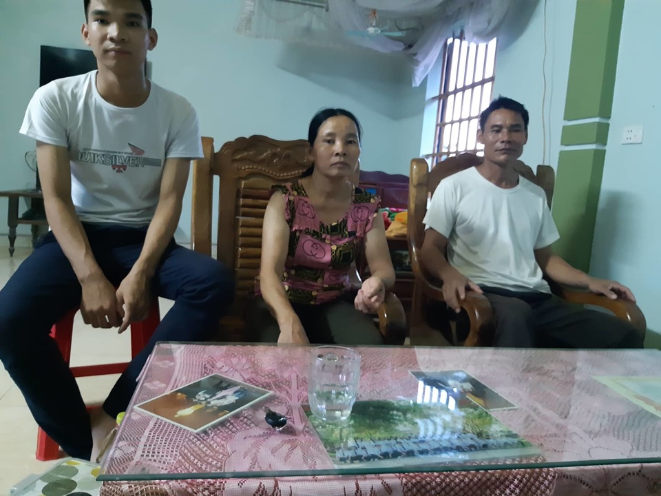 Cậu học trò nghèo quyết tâm thi vào trường Quân đội để không phải lo học phí - 1 Cậu học trò nghèo quyết tâm thi vào trường Quân đội để không phải lo học phí - 1