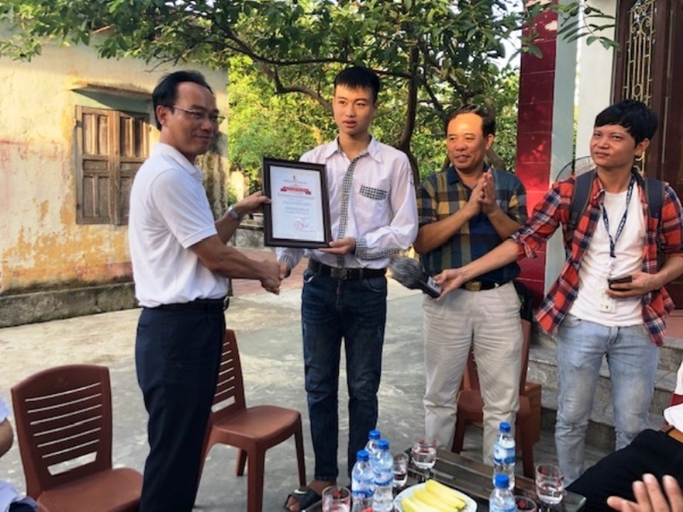 Thủ khoa khối A toàn quốc nhận học bổng tài năng của ĐH Bách khoa Hà Nội - 2 Thủ khoa khối A toàn quốc nhận học bổng tài năng của ĐH Bách khoa Hà Nội - 2