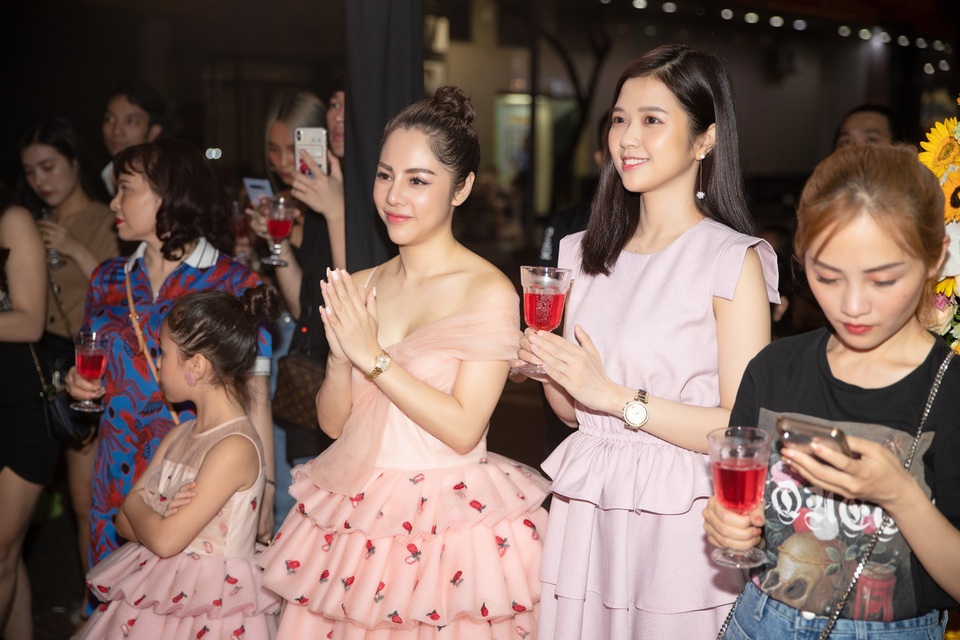MC VTV Bạch Lan Phương ở tuổi 33 vẫn quyến rũ không kém dàn sao trẻ - 5 MC VTV Bạch Lan Phương ở tuổi 33 vẫn quyến rũ không kém dàn sao trẻ - 5