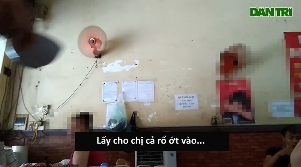 Lạ lùng những quán ăn chửi khách như tát nước chỉ có ở Hà Nội - 5 Lạ lùng những quán ăn chửi khách như tát nước chỉ có ở Hà Nội - 5