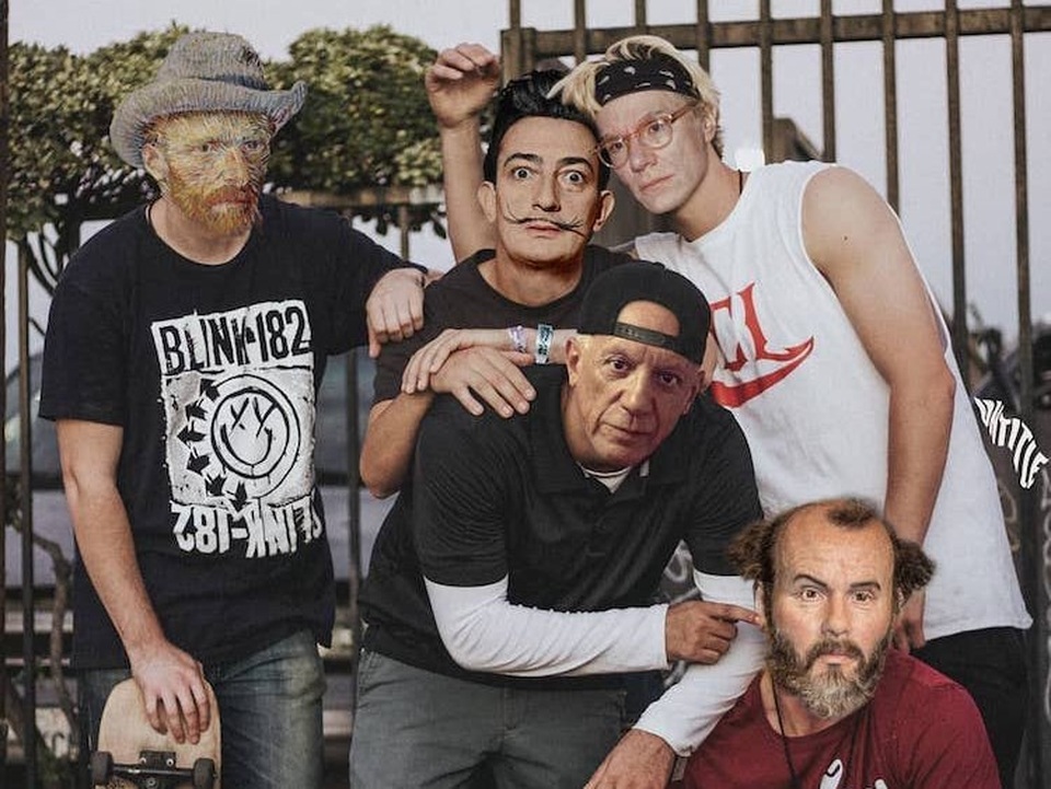 Nếu nàng Mona Lisa và “cô gái đeo khuyên ngọc trai” chơi với nhau trong... thời hiện tại - 8 Nếu nàng Mona Lisa và “cô gái đeo khuyên ngọc trai” chơi với nhau trong... thời hiện tại - 8