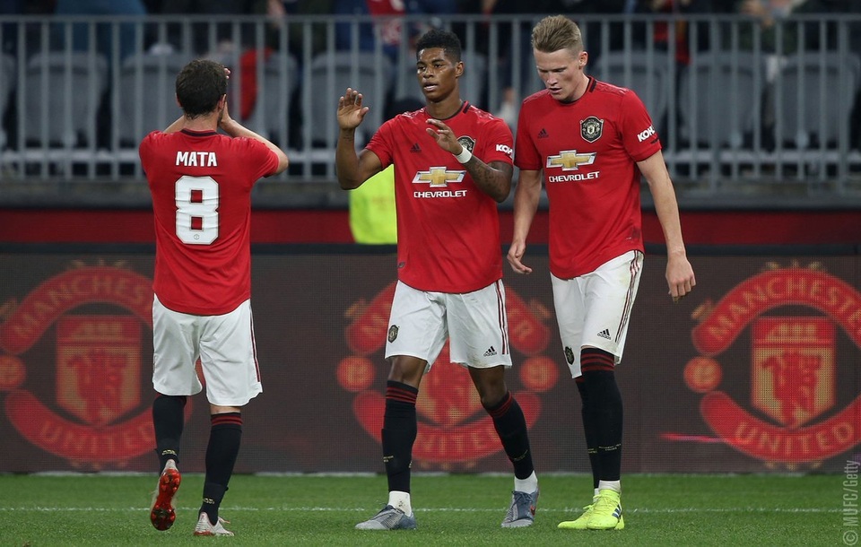 Man Utd thắng đậm Leeds trong ngày chia tay Australia - 2 Man Utd thắng đậm Leeds trong ngày chia tay Australia - 2
