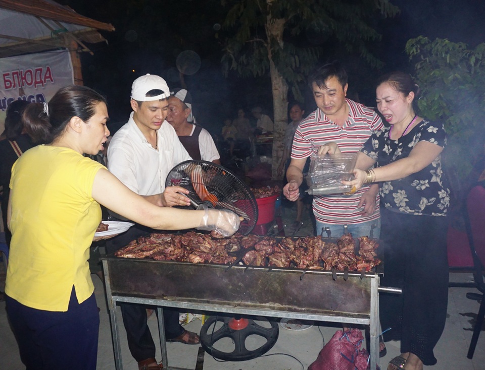 Nghệ An: Chen chân dự Festival văn hóa ẩm thực lớn nhất từ trước tới nay - 4 Nghệ An: Chen chân dự Festival văn hóa ẩm thực lớn nhất từ trước tới nay - 4