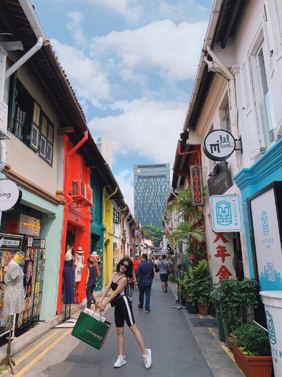 Lộ diện những khu thời trang siêu chất tại Singapore - 6 Lộ diện những khu thời trang siêu chất tại Singapore - 6