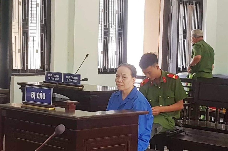 “Nổ” có quan hệ với người chức vụ cao ở tỉnh, lừa chạy việc hơn 7 tỷ đồng - 1 “Nổ” có quan hệ với người chức vụ cao ở tỉnh, lừa chạy việc hơn 7 tỷ đồng - 1