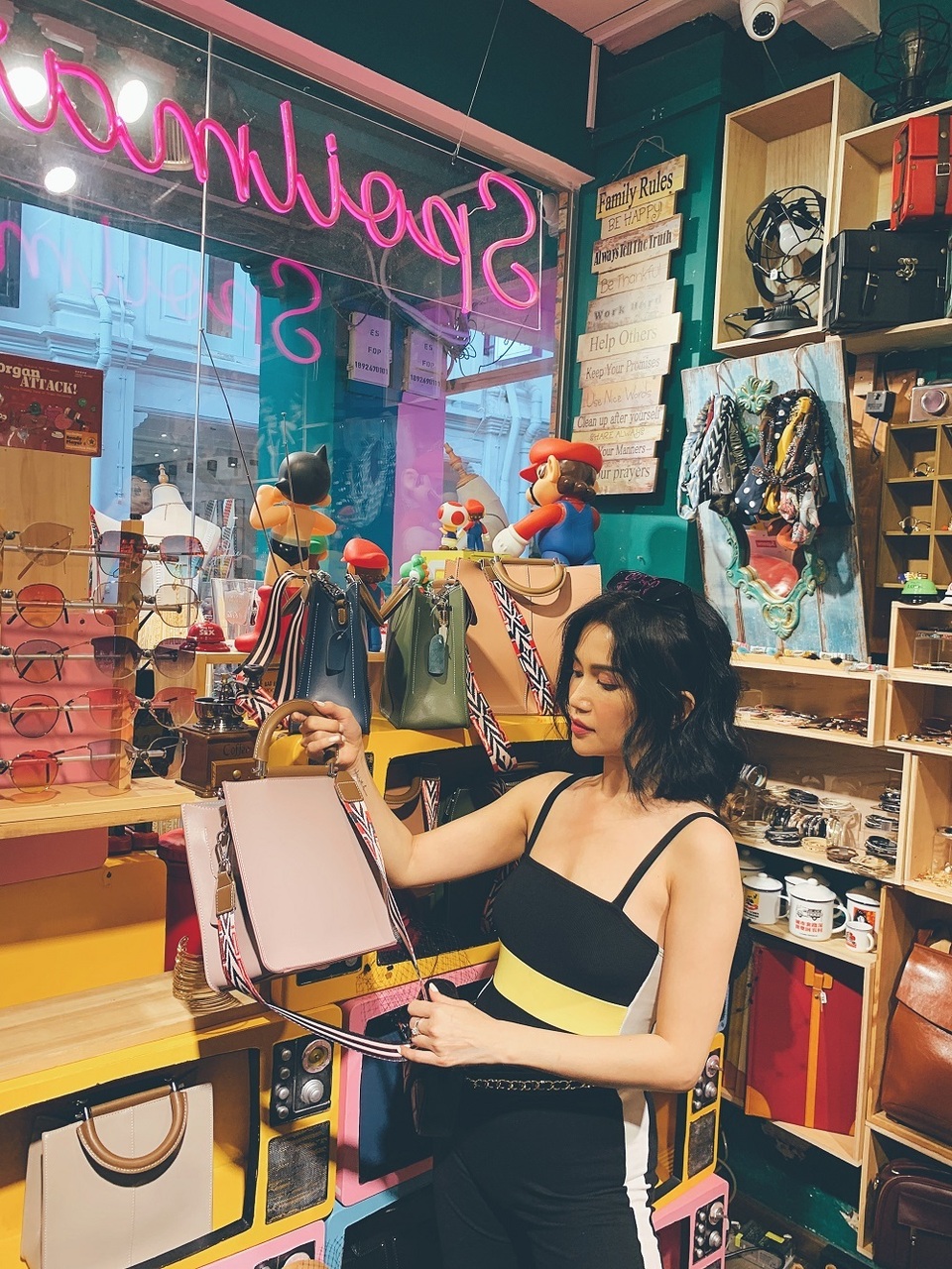 Lộ diện những khu thời trang siêu chất tại Singapore - 4 Lộ diện những khu thời trang siêu chất tại Singapore - 4