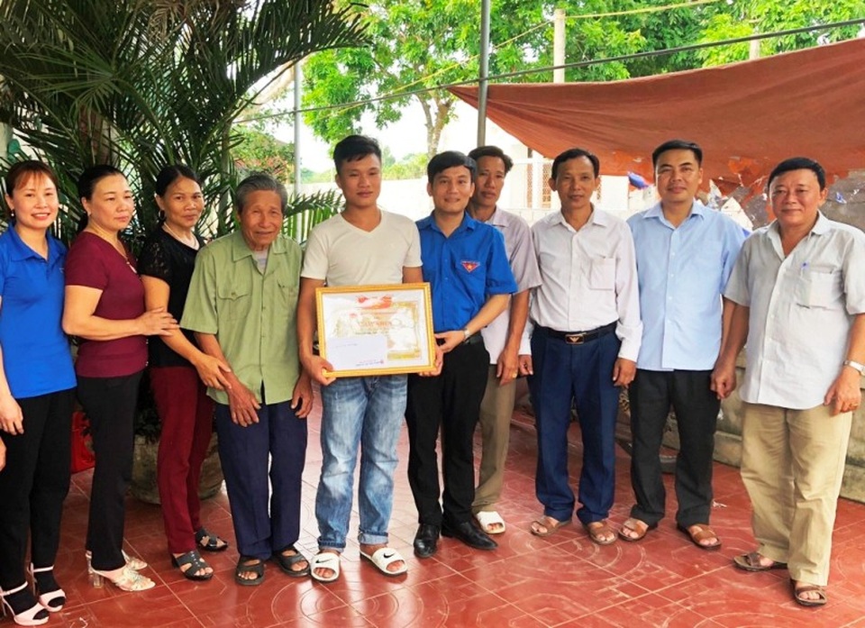 Cứu sống sinh viên ĐH Bách khoa Hà Nội bị đuối nước - 1 Cứu sống sinh viên ĐH Bách khoa Hà Nội bị đuối nước - 1