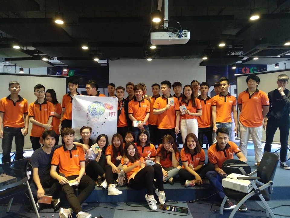 Toàn cảnh tư vấn: “Đại học hay Cao đẳng Quốc tế - Hiểu đúng, quyết định đúng” - 7 Toàn cảnh tư vấn: “Đại học hay Cao đẳng Quốc tế - Hiểu đúng, quyết định đúng” - 7