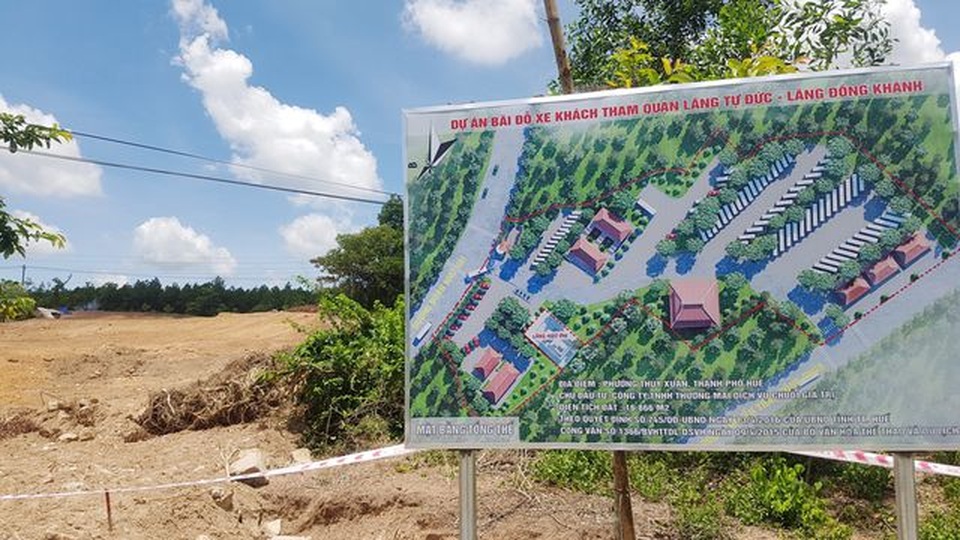 Giữ nguyên lăng mộ vợ vua Tự Đức bị san ủi tại vị trí cũ - 12 Giữ nguyên lăng mộ vợ vua Tự Đức bị san ủi tại vị trí cũ - 12