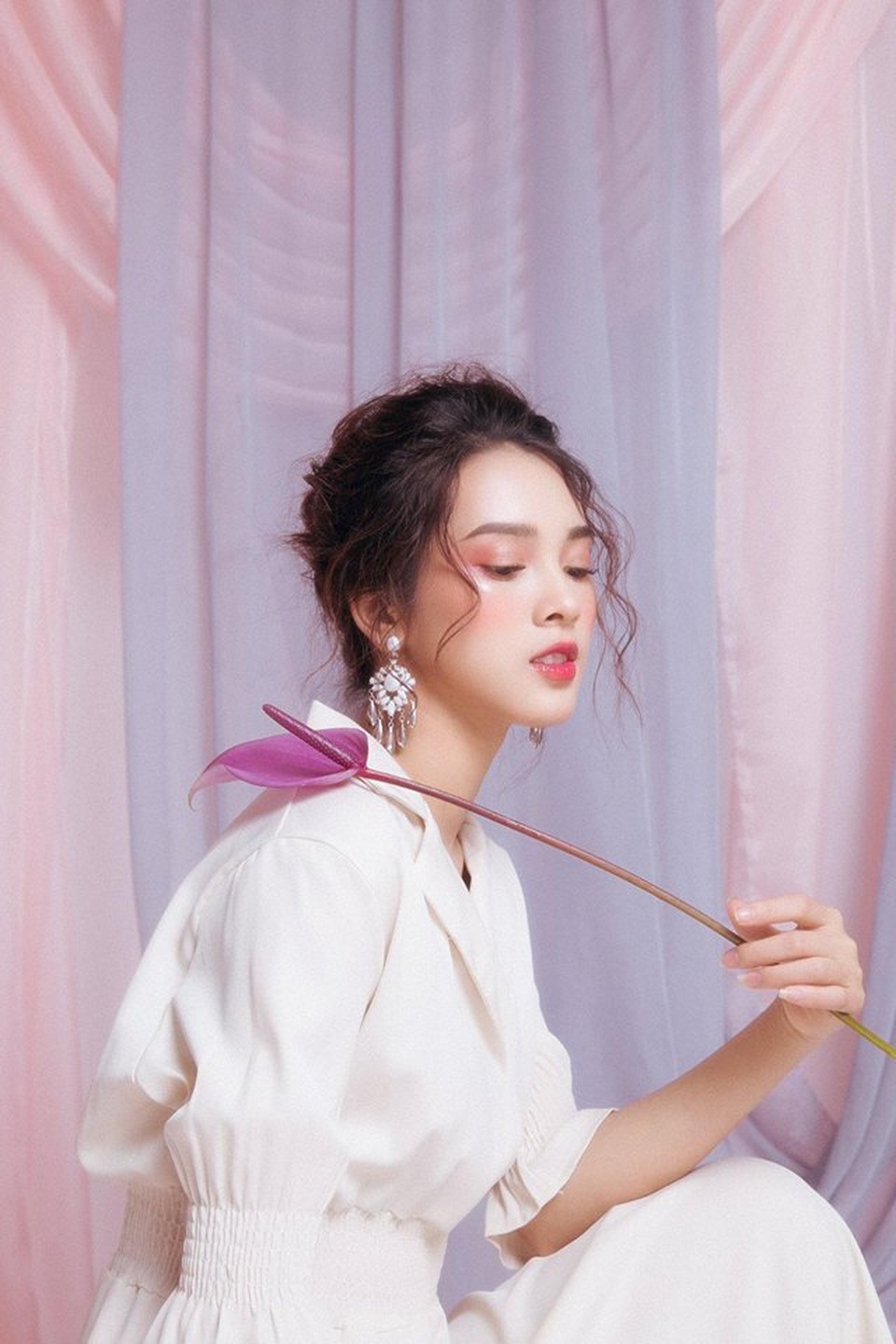 Trò chuyện với nàng thơ trong MV 16+ của Soobin Hoàng Sơn - 5 Trò chuyện với nàng thơ trong MV 16+ của Soobin Hoàng Sơn - 5
