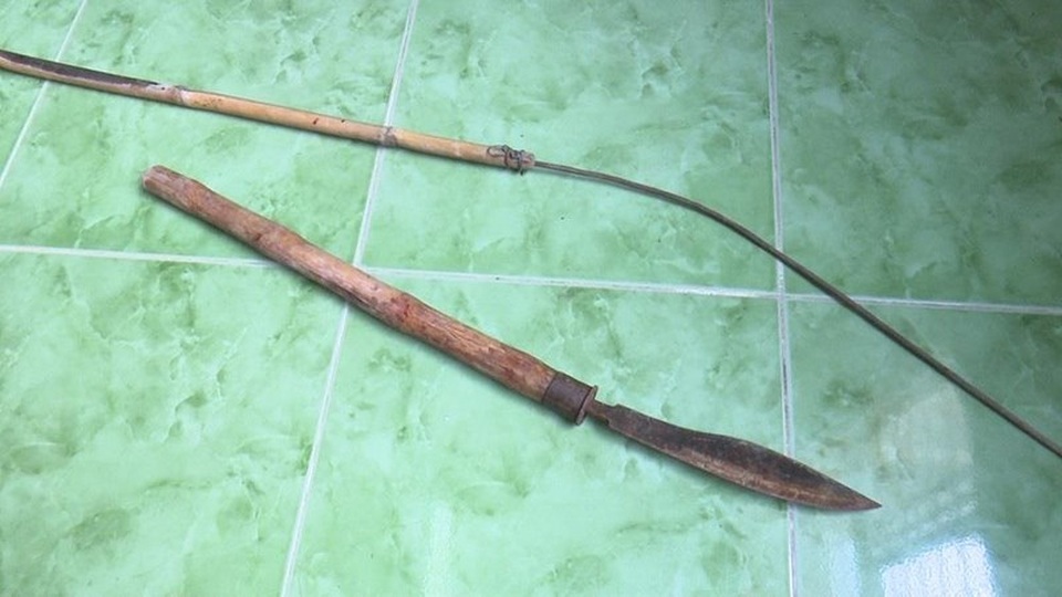 2 vợ chồng thương vong vì gã hàng xóm ghen tuông vô cớ - 1 2 vợ chồng thương vong vì gã hàng xóm ghen tuông vô cớ - 1