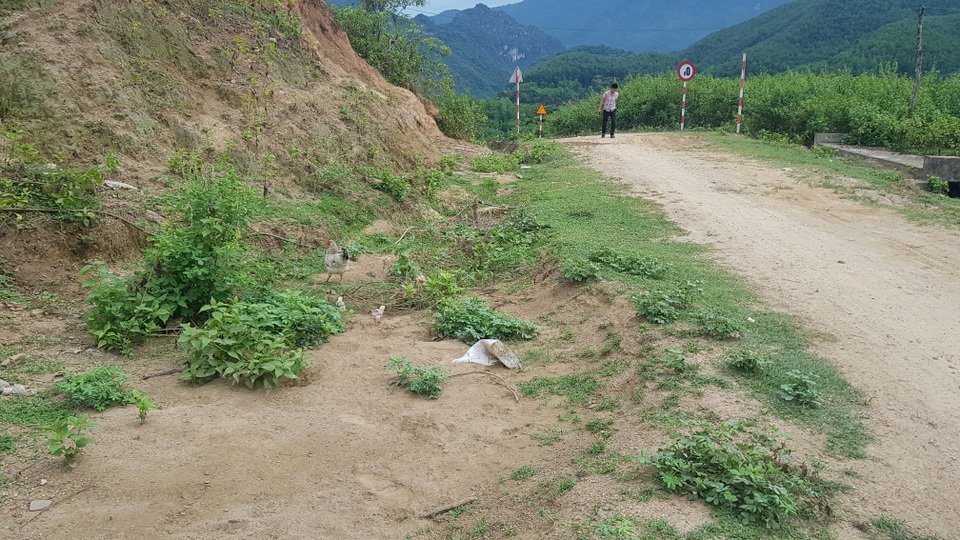 Người dân lay lắt sống tại khu di dân tái định cư thiếu thốn đủ đường! - 9 Người dân lay lắt sống tại khu di dân tái định cư thiếu thốn đủ đường! - 9