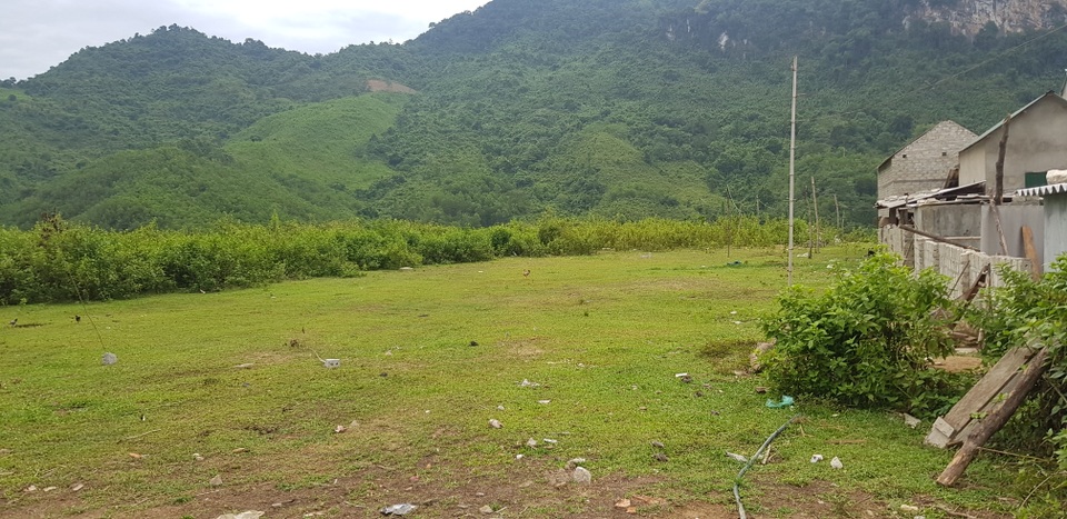 Người dân lay lắt sống tại khu di dân tái định cư thiếu thốn đủ đường! - 18 Người dân lay lắt sống tại khu di dân tái định cư thiếu thốn đủ đường! - 18
