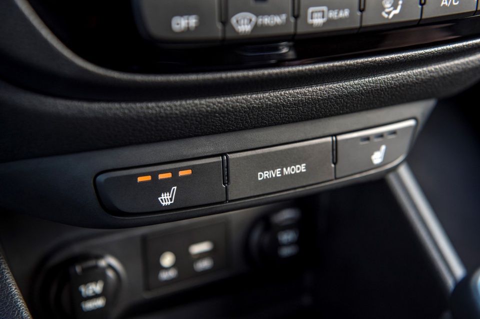 Hyundai Accent 2020 có động cơ mới, yếu hơn - 23 Hyundai Accent 2020 có động cơ mới, yếu hơn - 23
