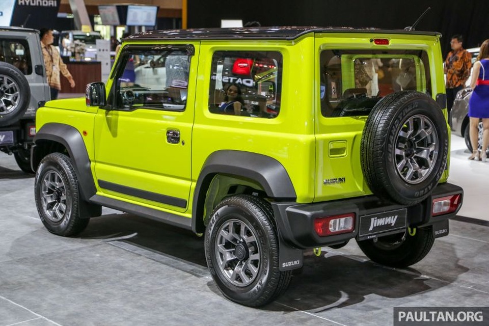 SUV tí hon Suzuki Jimny ra mắt tại Indonesia với giá rẻ hơn dự kiến - 3 SUV tí hon Suzuki Jimny ra mắt tại Indonesia với giá rẻ hơn dự kiến - 3