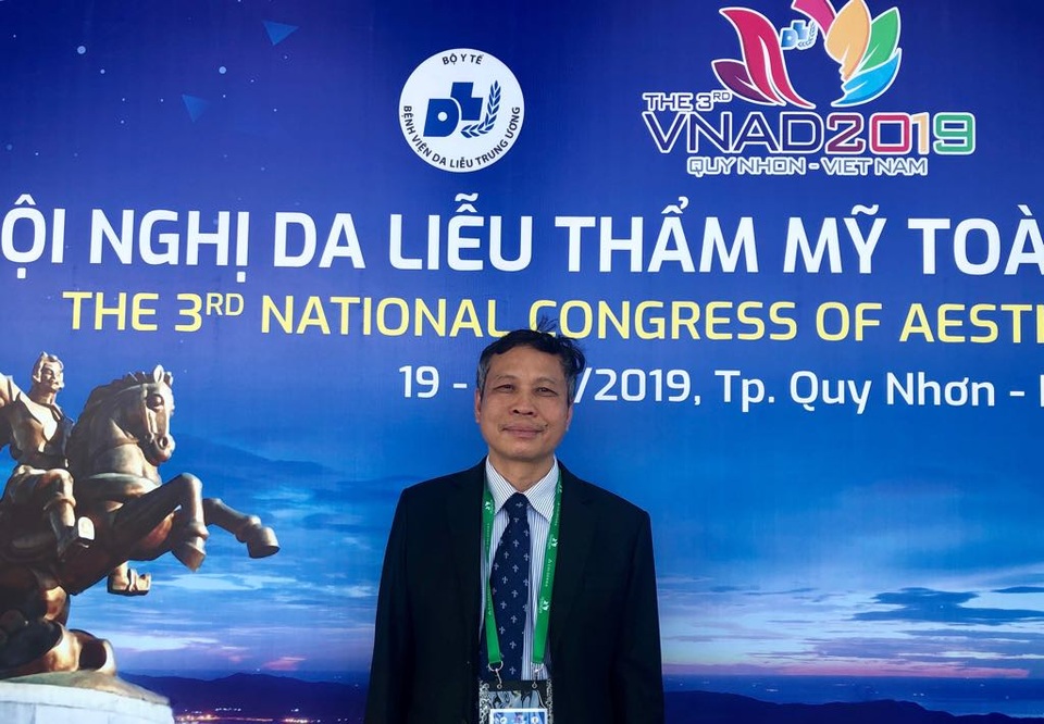 Bác sĩ phát sợ với xu hướng thẩm mỹ để lại di chứng cả đời của chị em - 2 Bác sĩ phát sợ với xu hướng thẩm mỹ để lại di chứng cả đời của chị em - 2