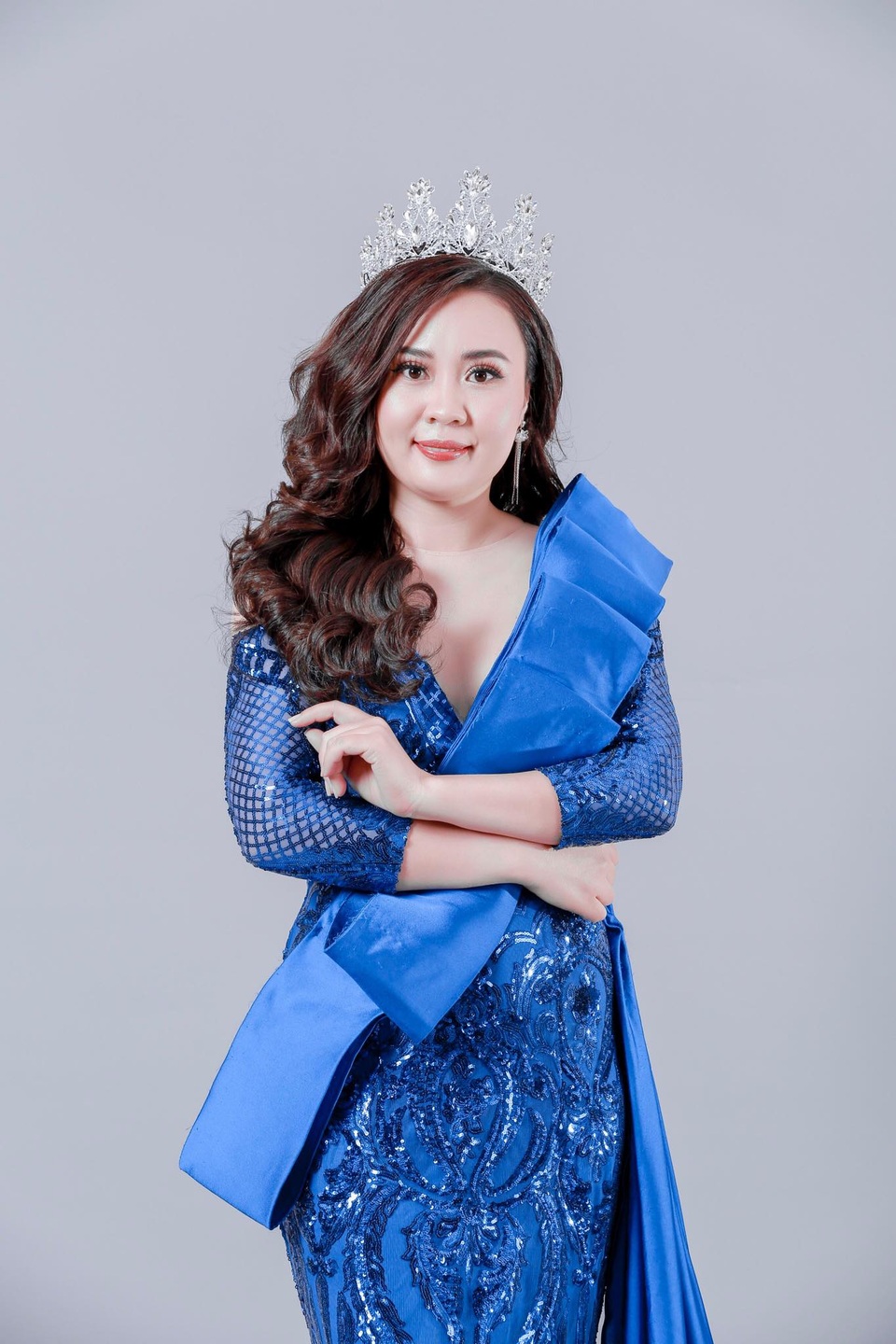 Diễn viên Phan Kim Oanh gợi cảm xinh đẹp với hình ảnh mới - 5 Diễn viên Phan Kim Oanh gợi cảm xinh đẹp với hình ảnh mới - 5