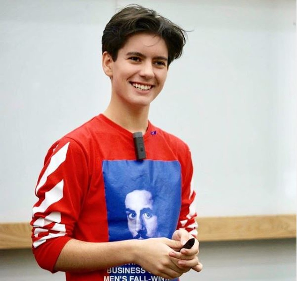 Phụ huynh có nên cho con khởi nghiệp từ nhỏ? - 1