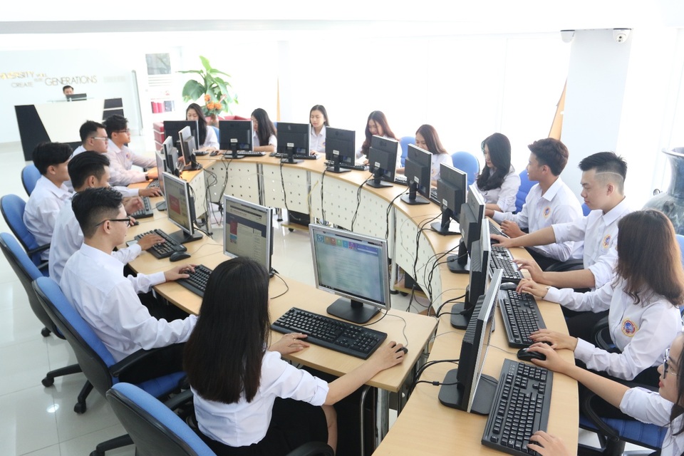 ĐH Quốc tế Sài Gòn công bố điểm sàn xét tuyển theo kết quả thi THPTQG 2019 - 3 ĐH Quốc tế Sài Gòn công bố điểm sàn xét tuyển theo kết quả thi THPTQG 2019 - 3