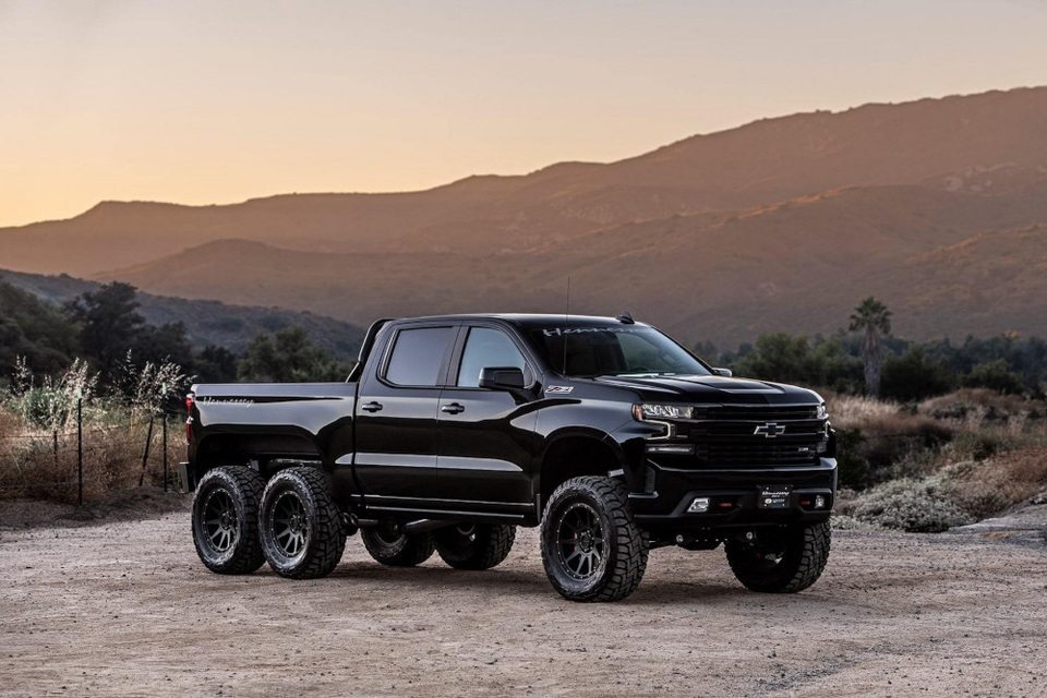 Goliath 6×6 - Không chỉ là Chevrolet Silverado lắp thêm 2 bánh - 1 Goliath 6×6 - Không chỉ là Chevrolet Silverado lắp thêm 2 bánh - 1